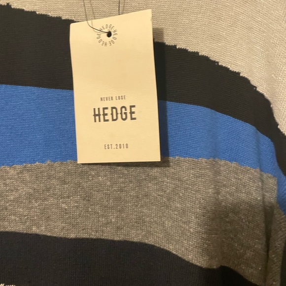 NWT Never Lose Hedge Blue, Gray, White and Navy crew Neck sweater size small - Picture 4 of 5